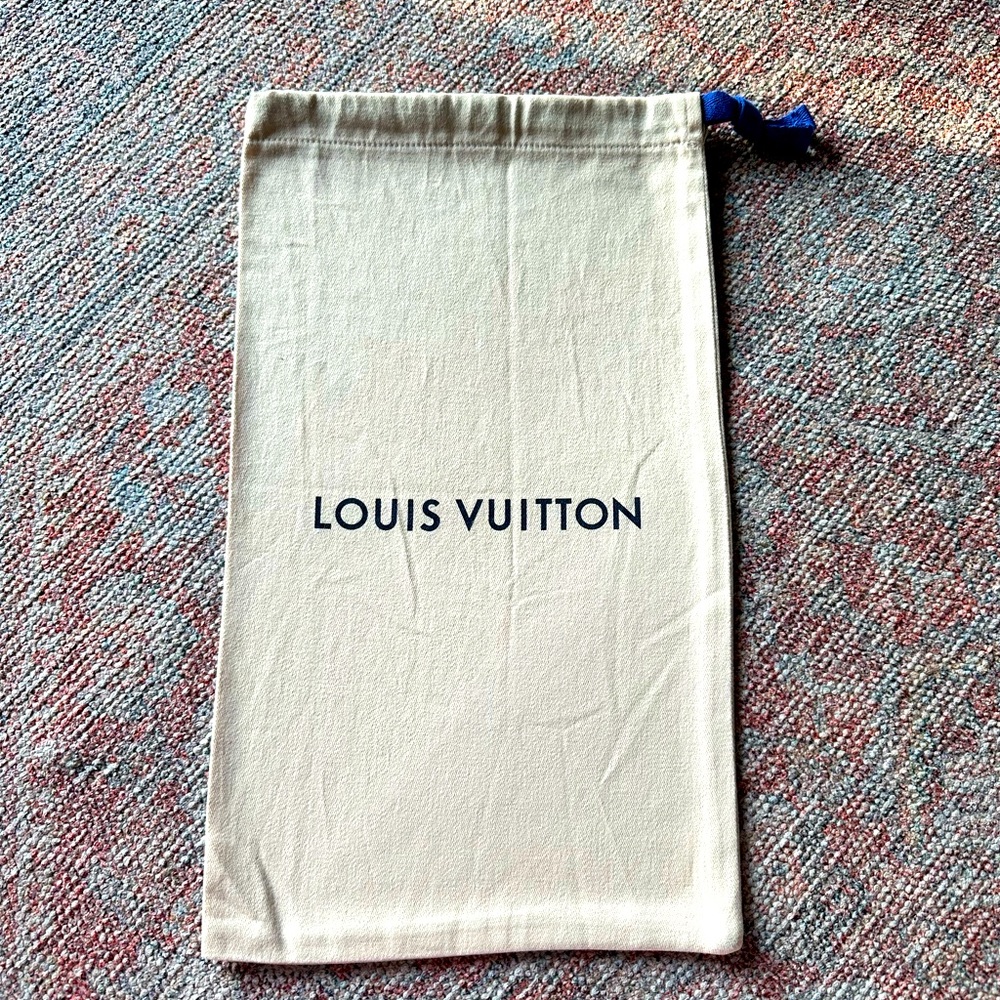 LOUIS VUITTON drawstring storage bag 15L X 9W